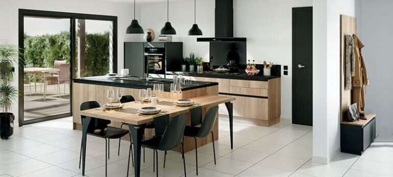 10 idées de cuisine avec îlot central et table intégrée pour votre