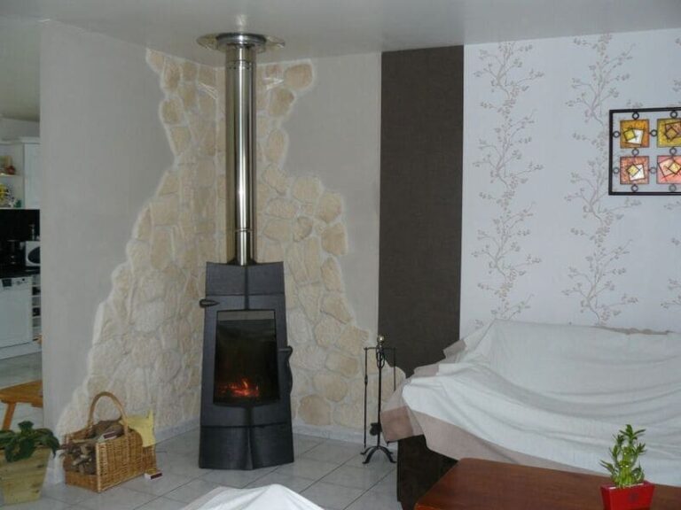 Quel parement choisir derrière son poêle à bois ? - Blog Maison Jardin